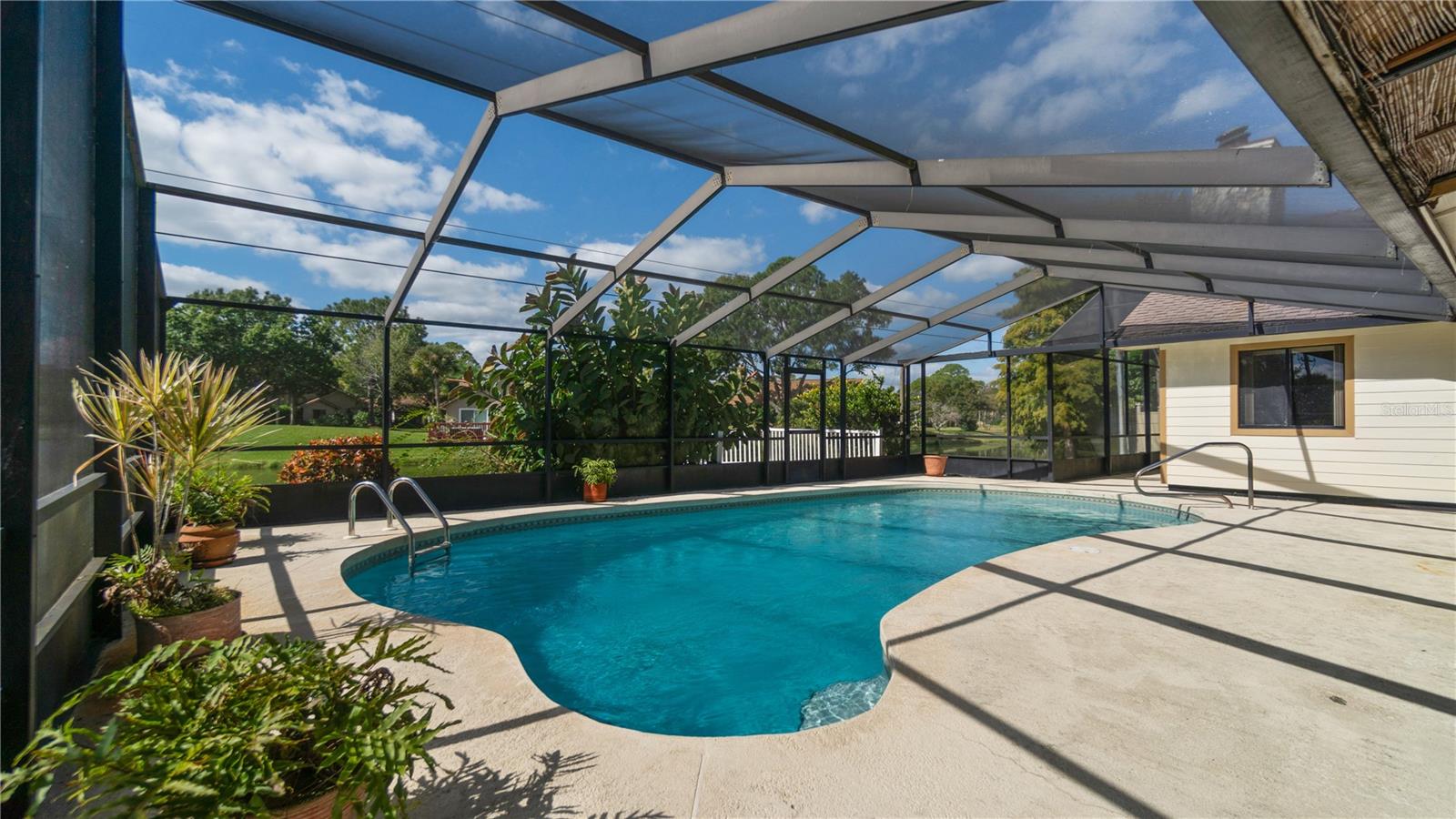 Image 39 of 50 For 965 Pelican Bay Drive