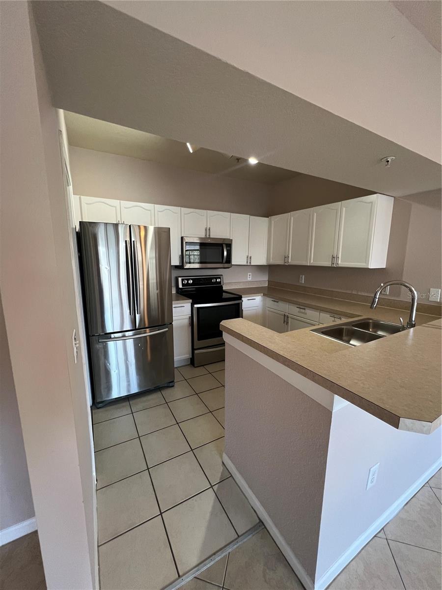 Image 2 of 22 For 5125 Palm Springs Boulevard 13203