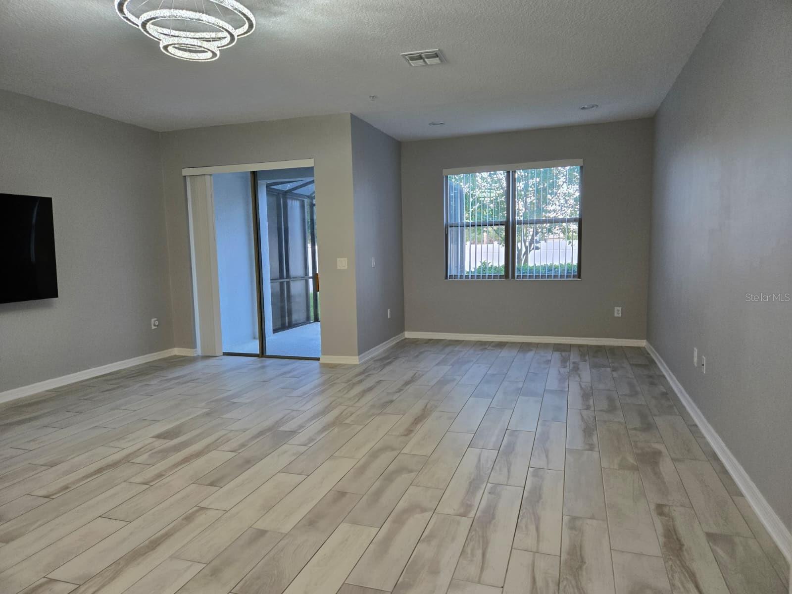 Image 10 of 29 For 276 Cedar Bark Lane