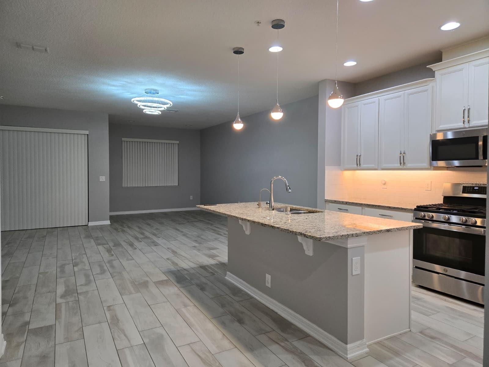 Image 7 of 29 For 276 Cedar Bark Lane