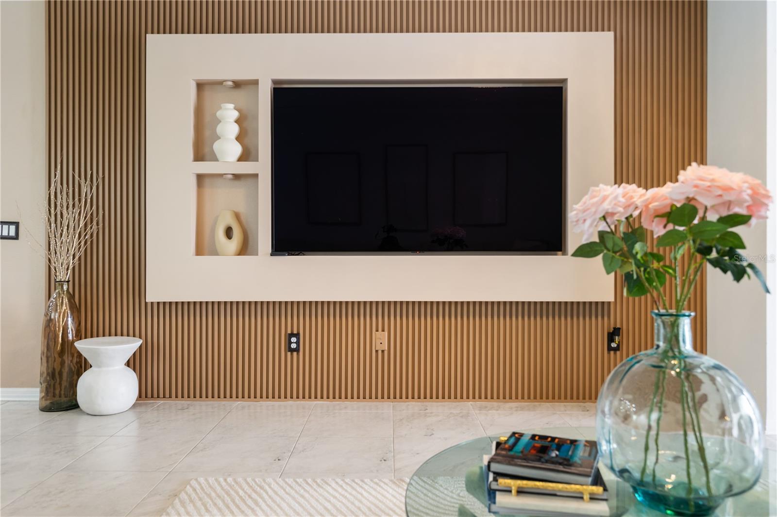 Image 16 of 61 For 11047 Sage Canyon Drive