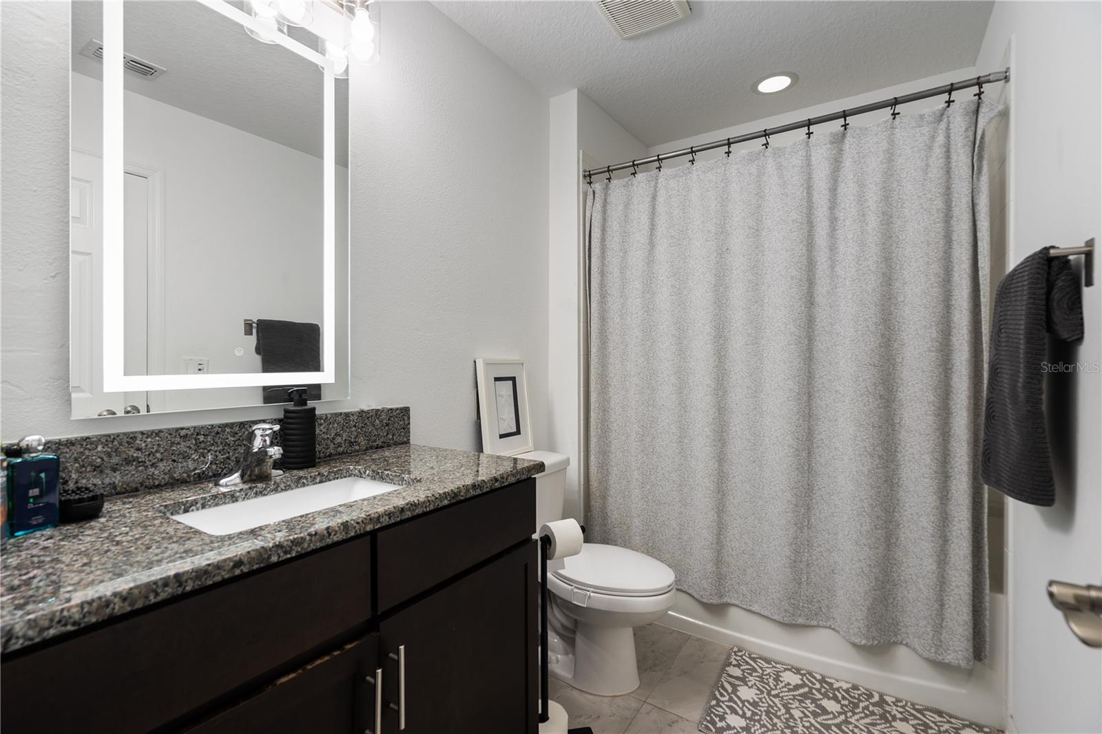 Image 28 of 61 For 11047 Sage Canyon Drive