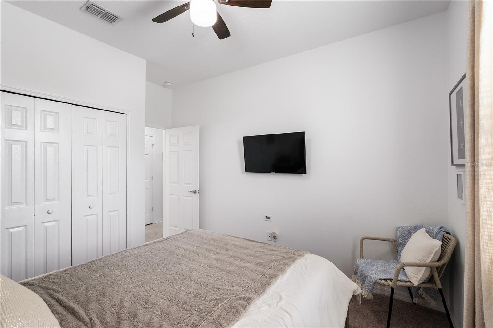 Image 35 of 61 For 11047 Sage Canyon Drive