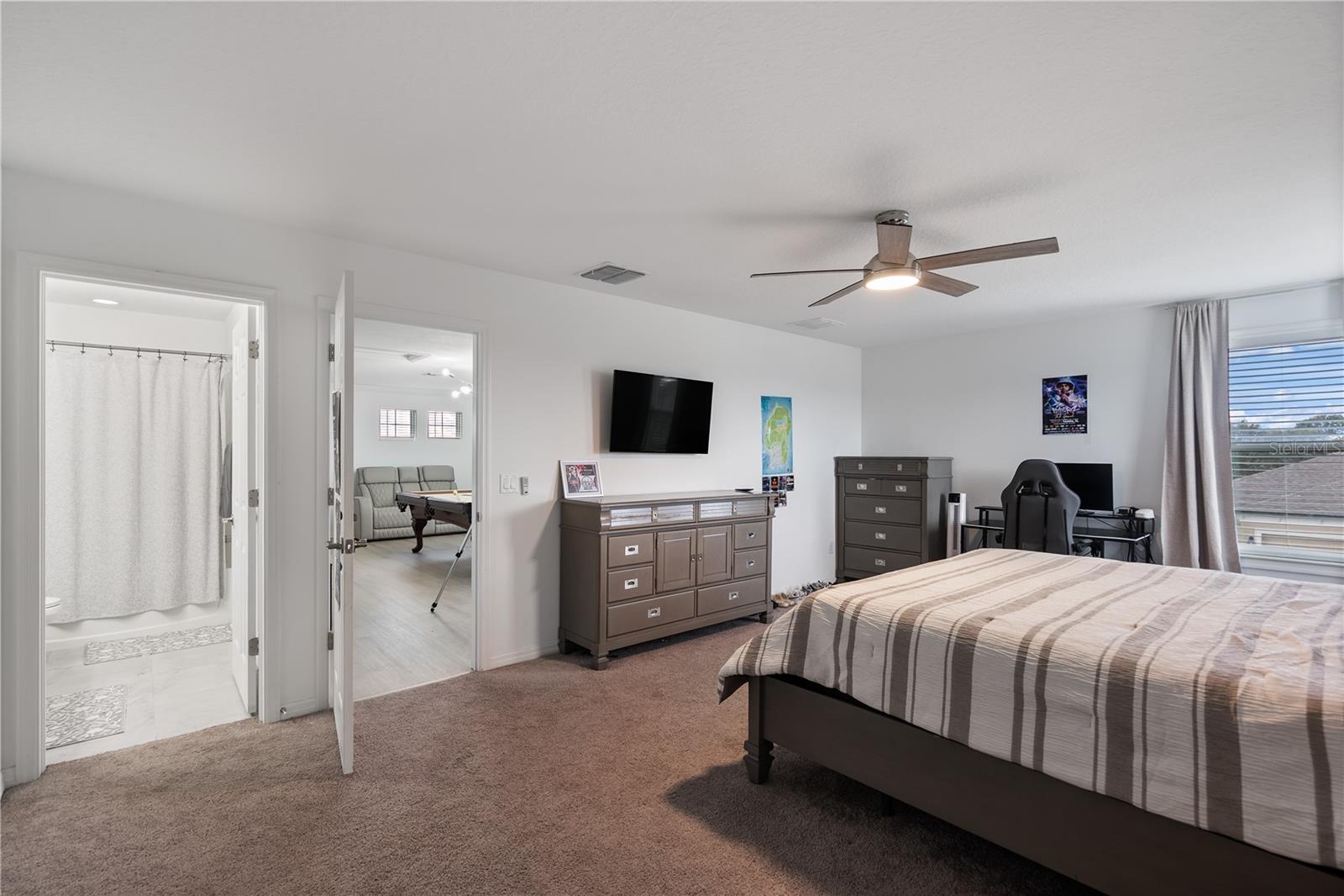 Image 39 of 61 For 11047 Sage Canyon Drive