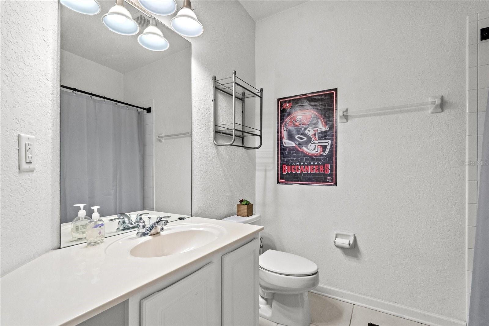 Image 16 of 22 For 409 Hilgard Cove 106