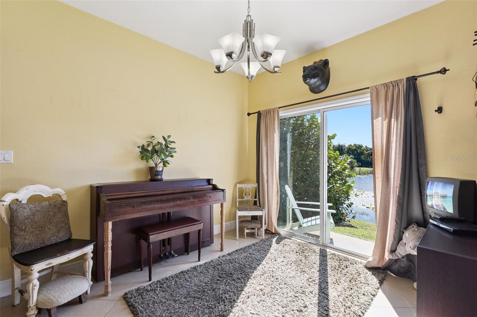 Image 14 of 43 For 1247 Marty Boulevard