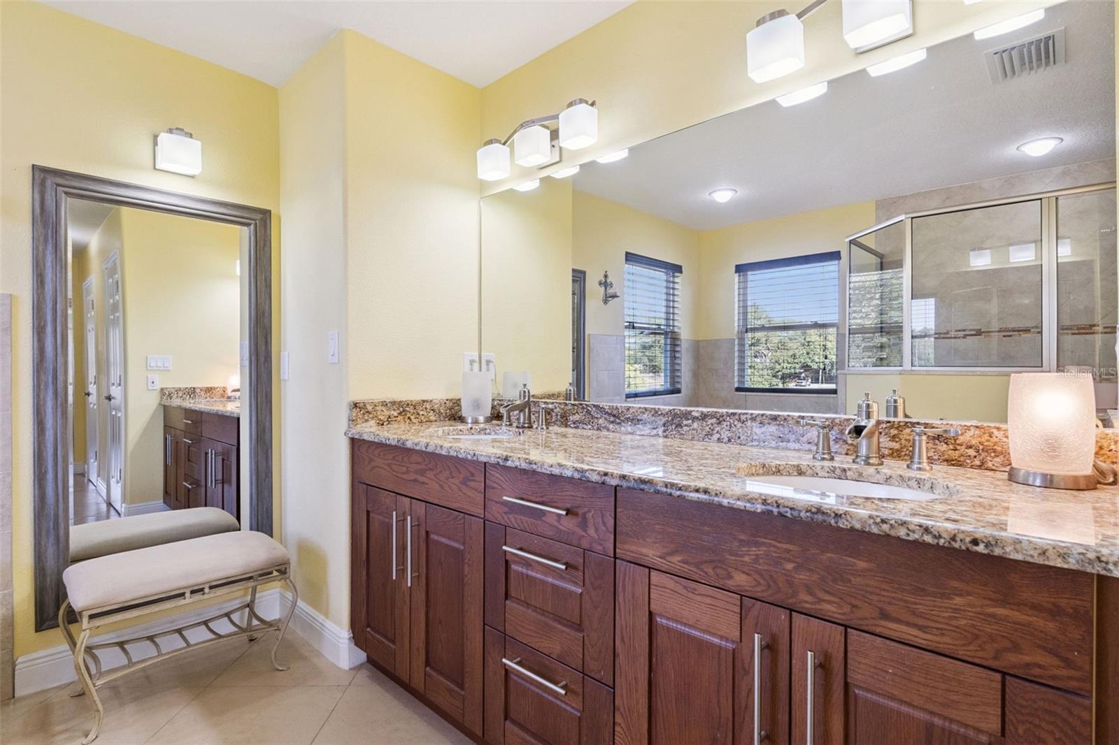 Image 21 of 43 For 1247 Marty Boulevard