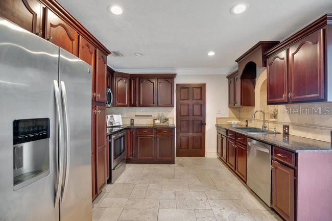 Image 9 of 28 For 4609 Fern Creek Avenue