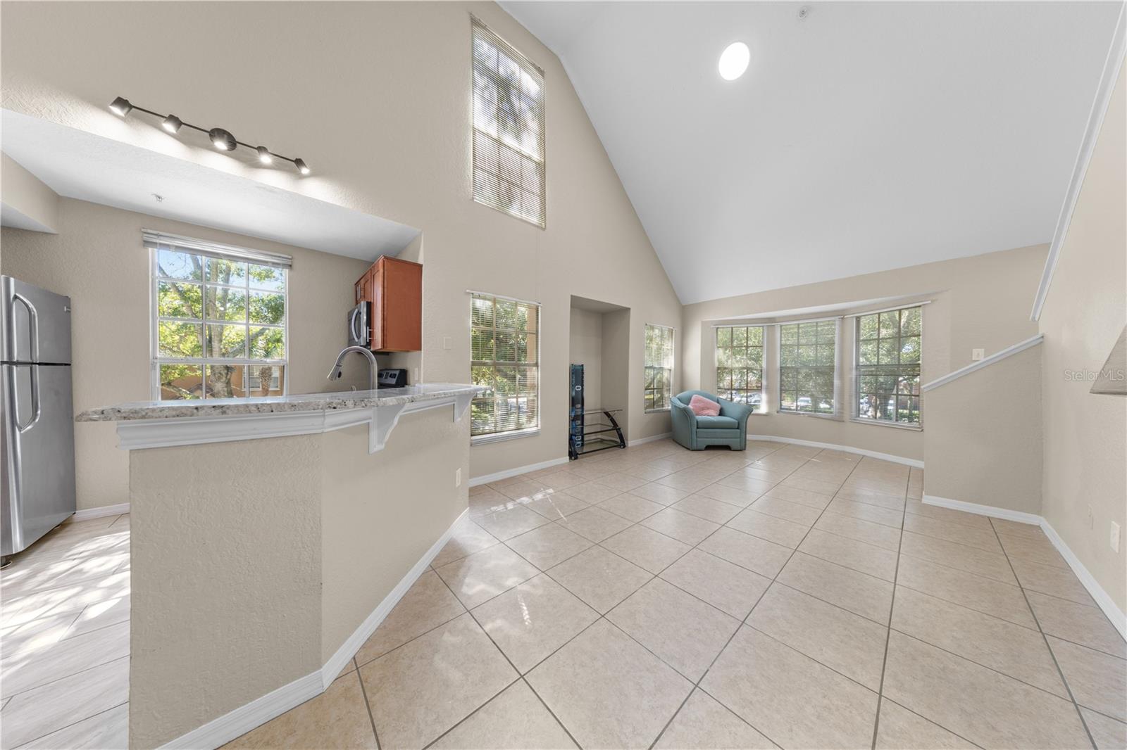 Image 10 of 39 For 6340 Raleigh Street 1011