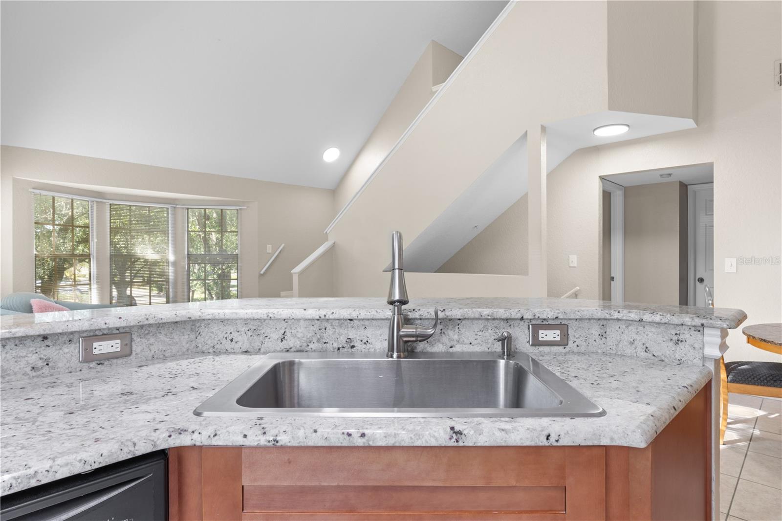 Image 16 of 39 For 6340 Raleigh Street 1011