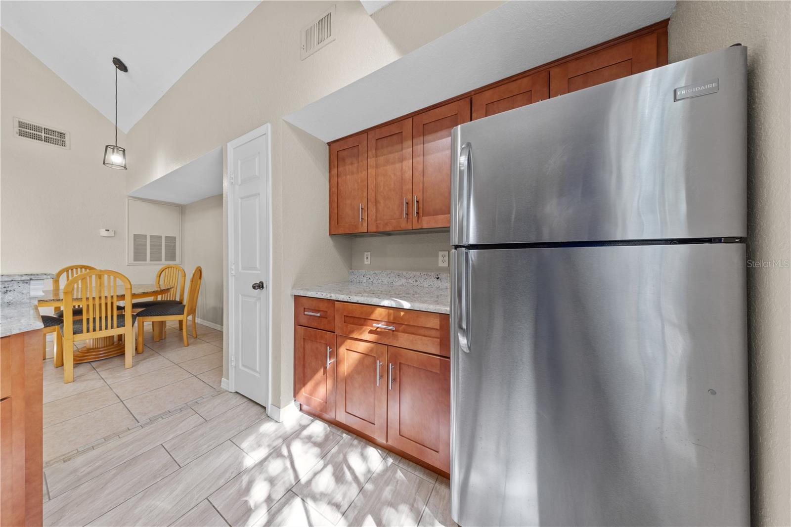 Image 17 of 39 For 6340 Raleigh Street 1011