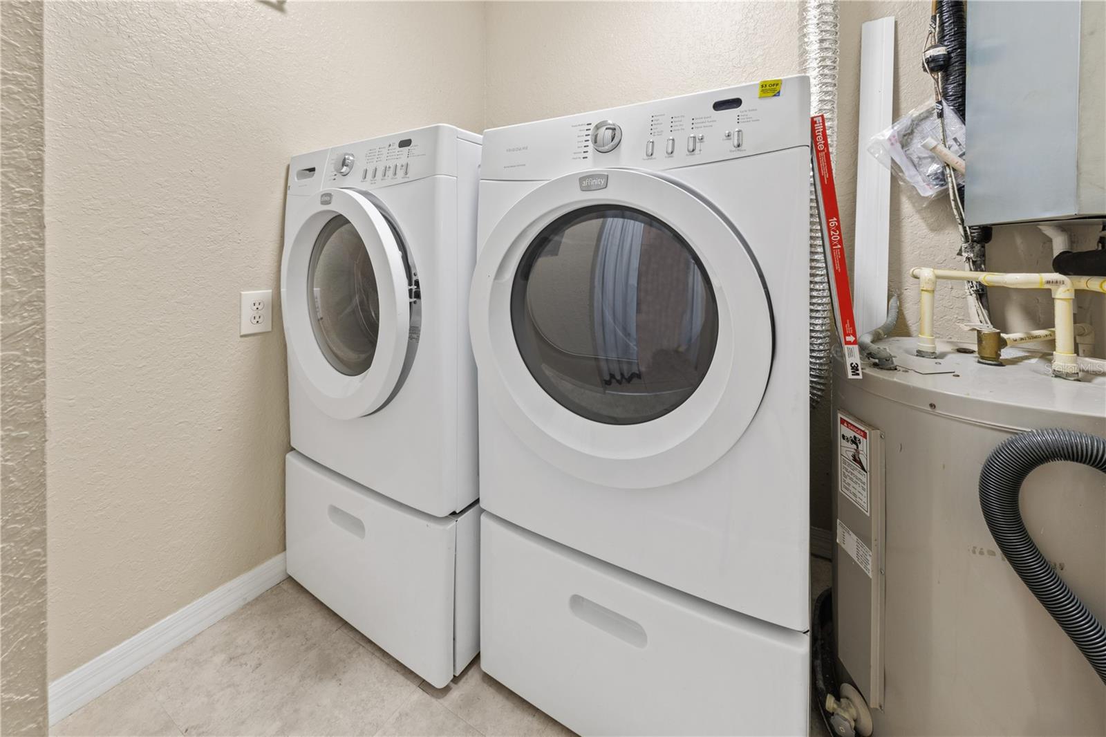 Image 18 of 39 For 6340 Raleigh Street 1011