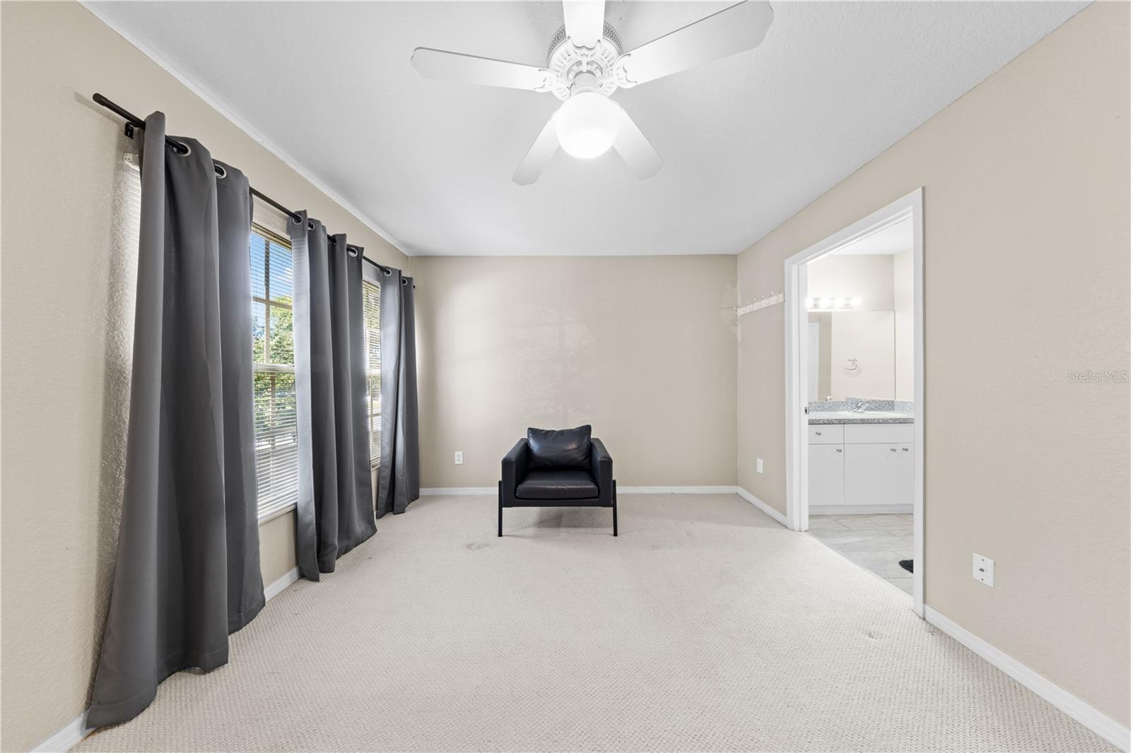 Image 27 of 39 For 6340 Raleigh Street 1011