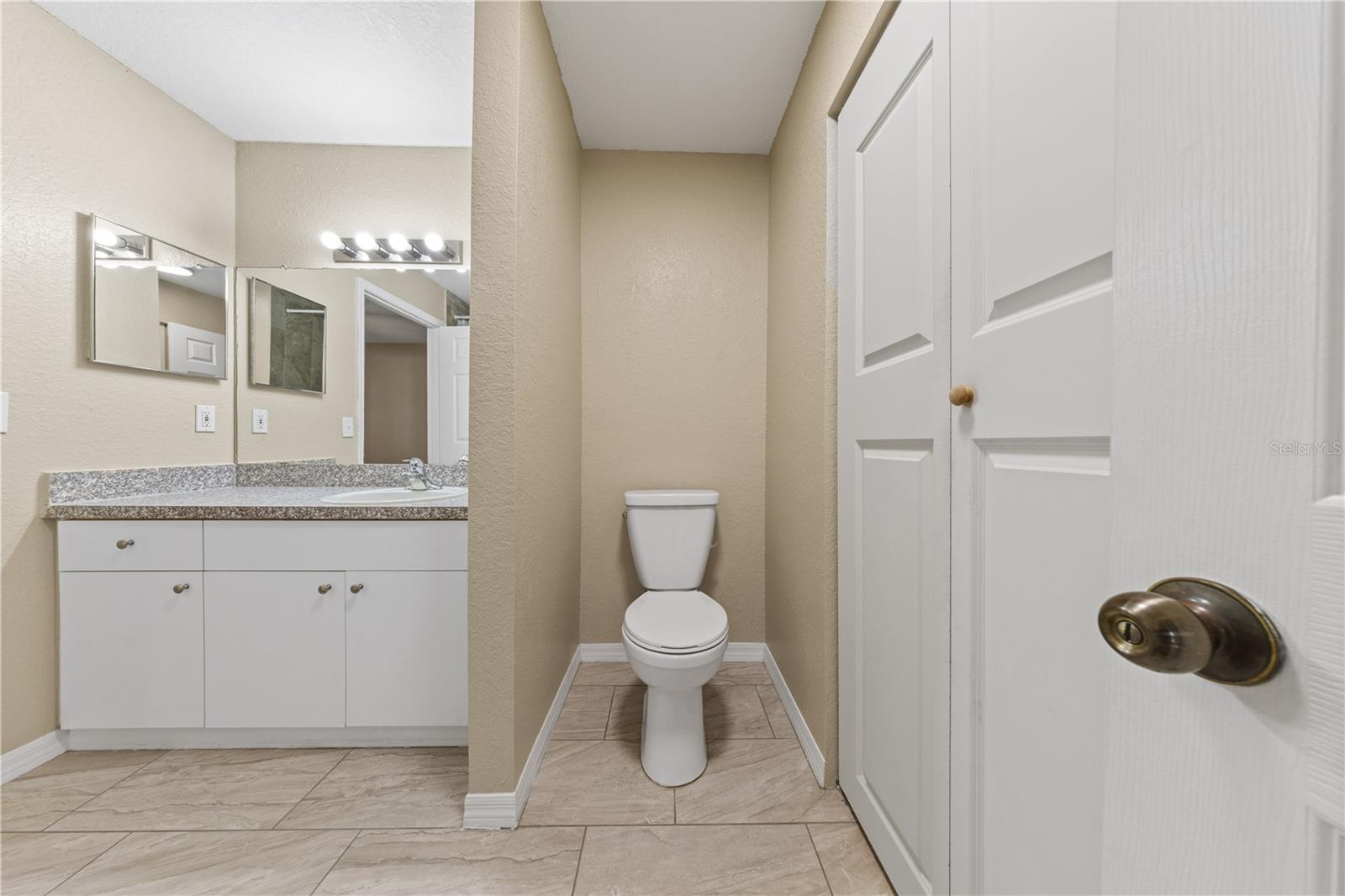 Image 29 of 39 For 6340 Raleigh Street 1011