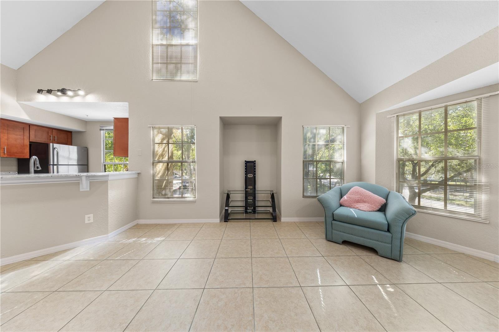 Image 8 of 39 For 6340 Raleigh Street 1011