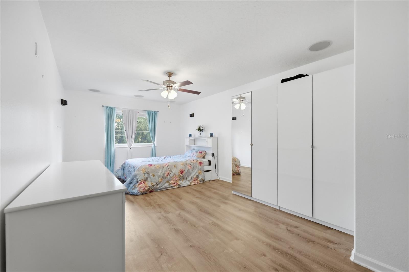 Image 35 of 57 For 12535 Dallington Terrace