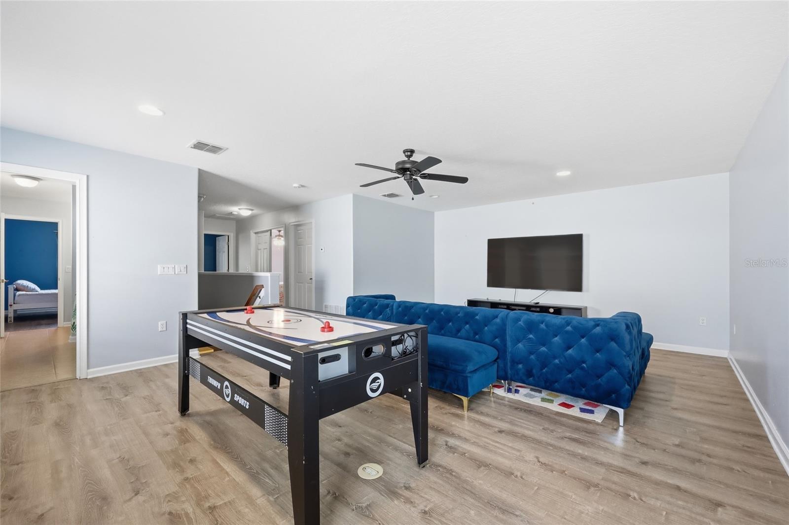 Image 43 of 57 For 12535 Dallington Terrace