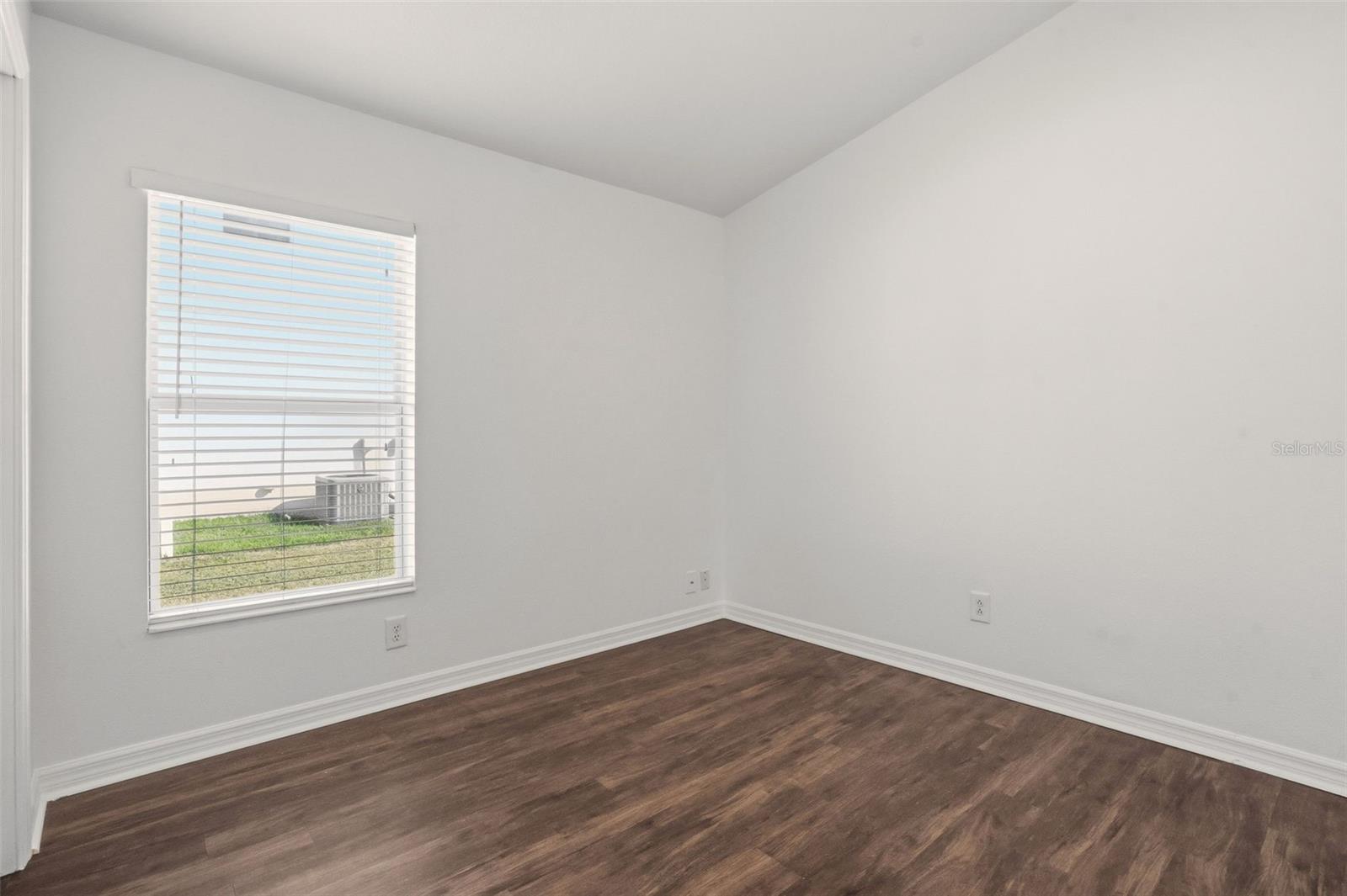 Image 11 of 30 For 5504 71st Street E