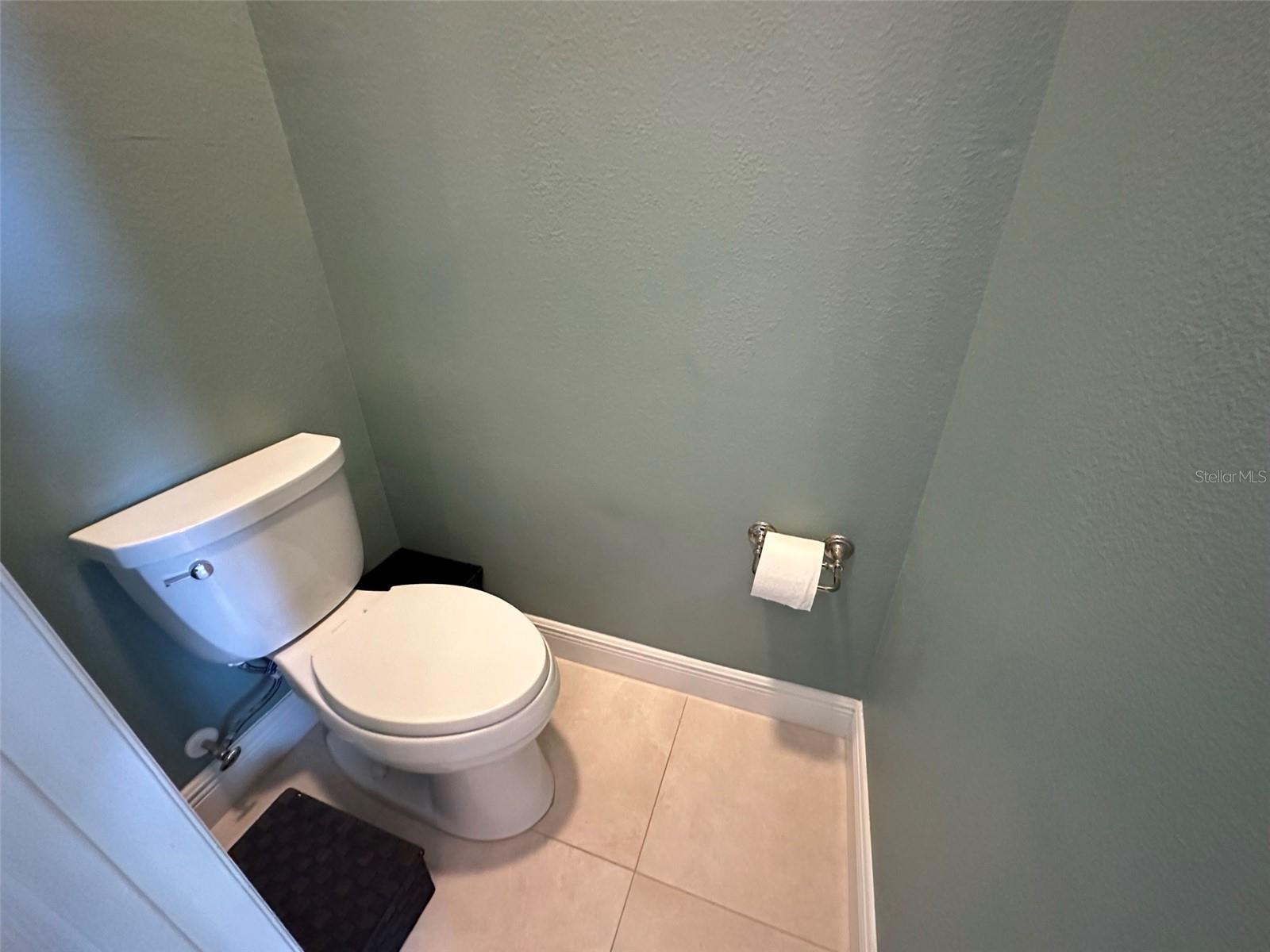 Image 15 of 26 For 1461 Chessington Circle