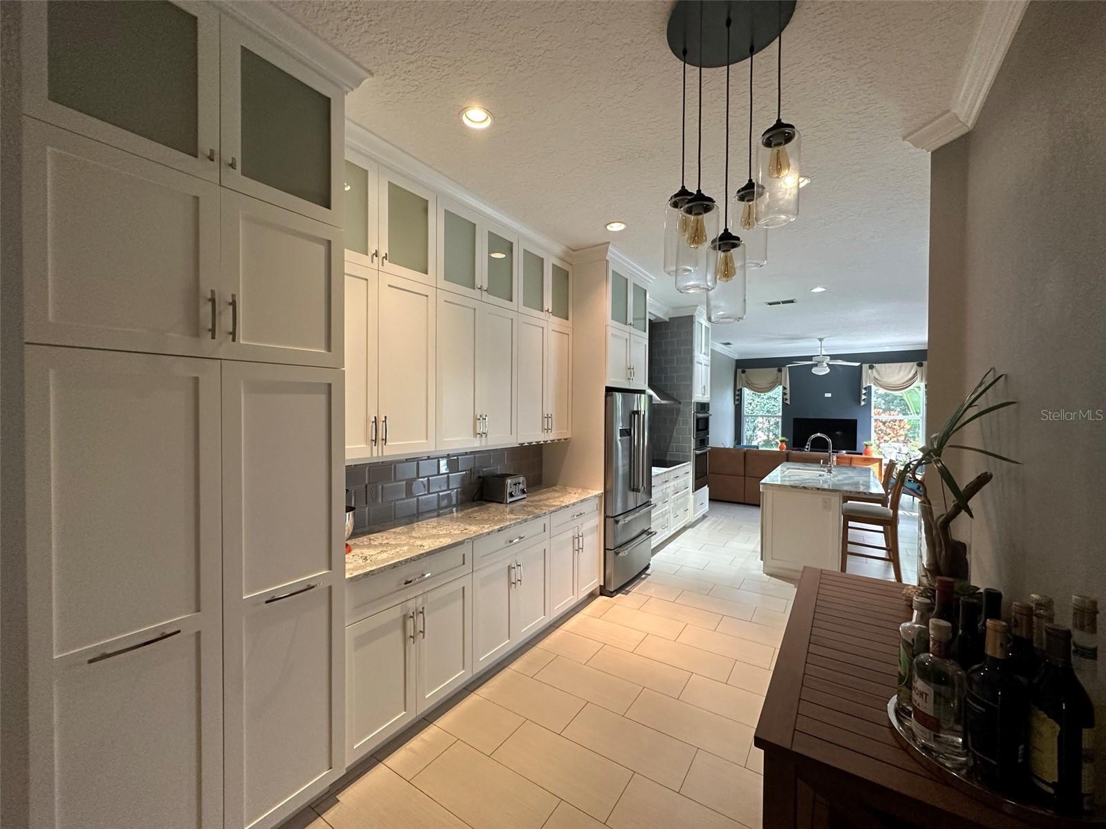 Image 4 of 26 For 1461 Chessington Circle