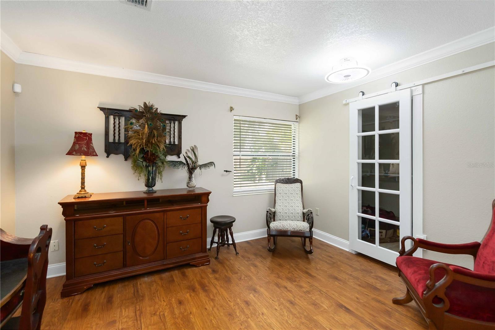 Image 28 of 57 For 2349 Lakeshore Drive