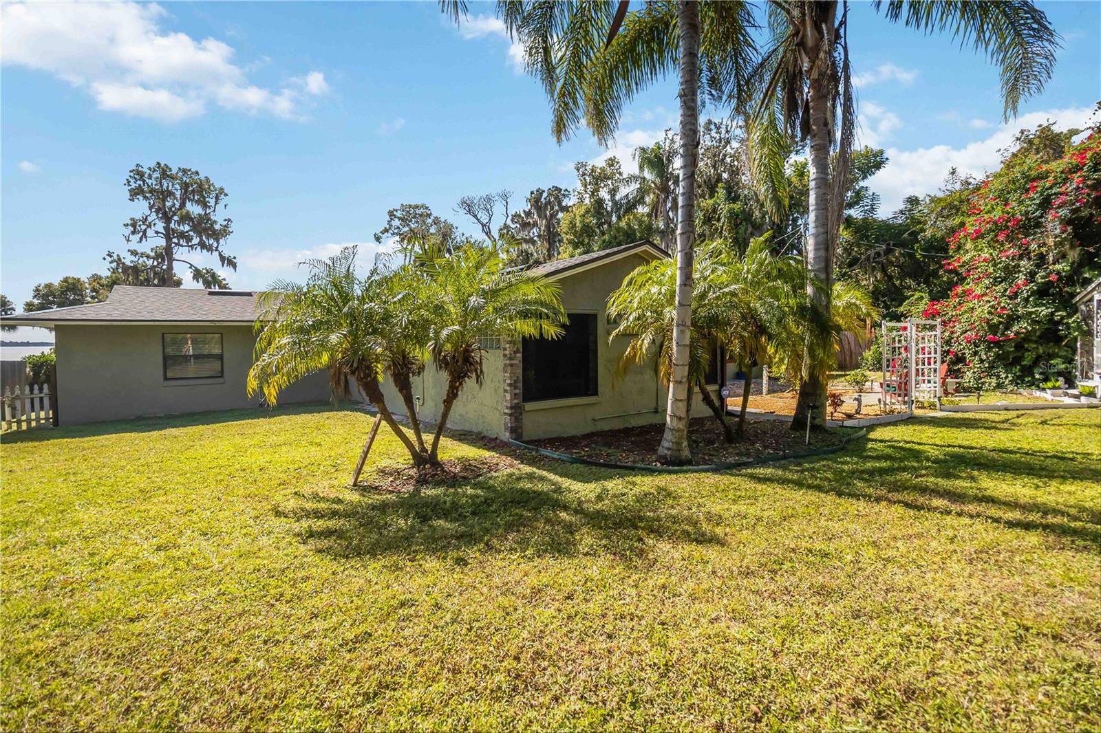 Image 46 of 57 For 2349 Lakeshore Drive