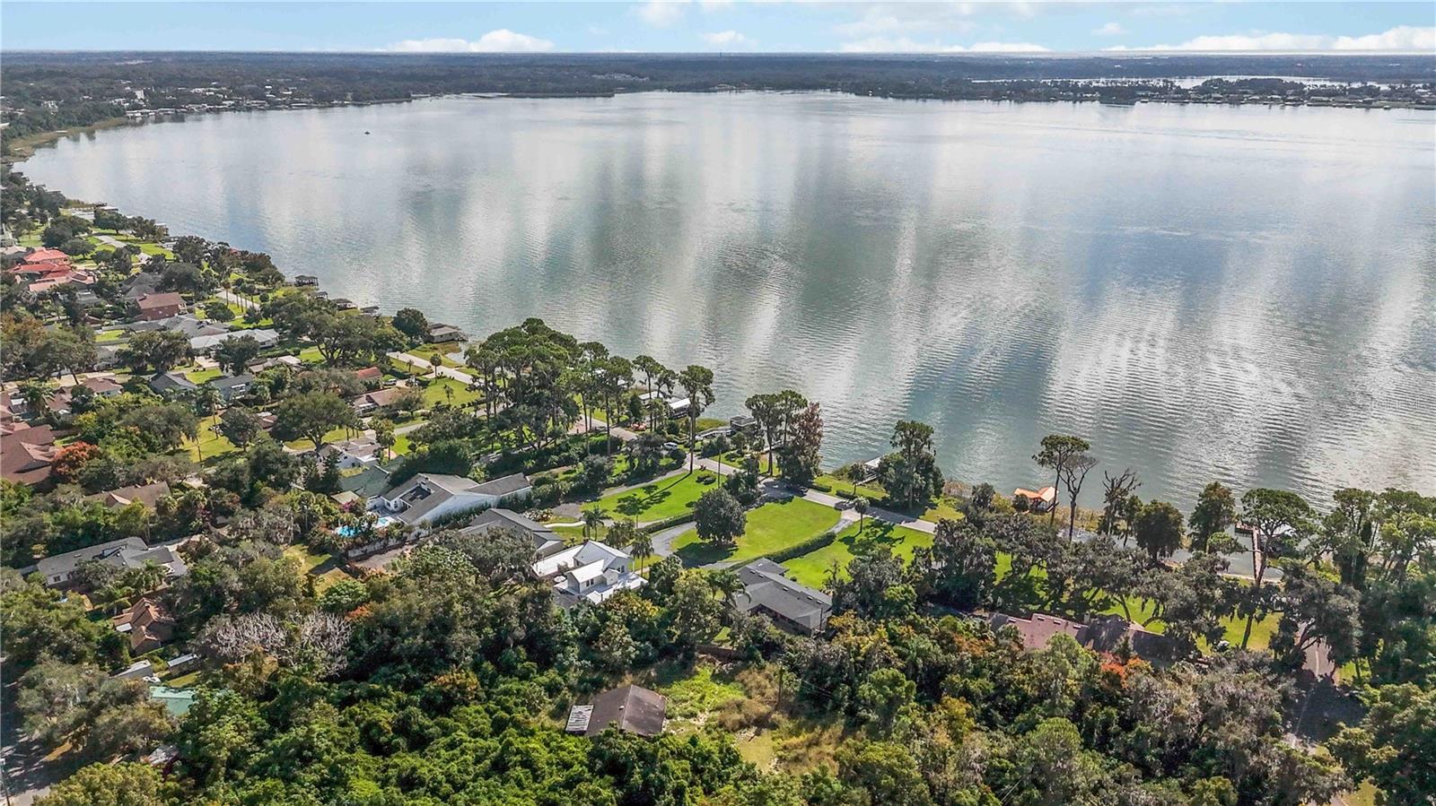 Image 55 of 57 For 2349 Lakeshore Drive