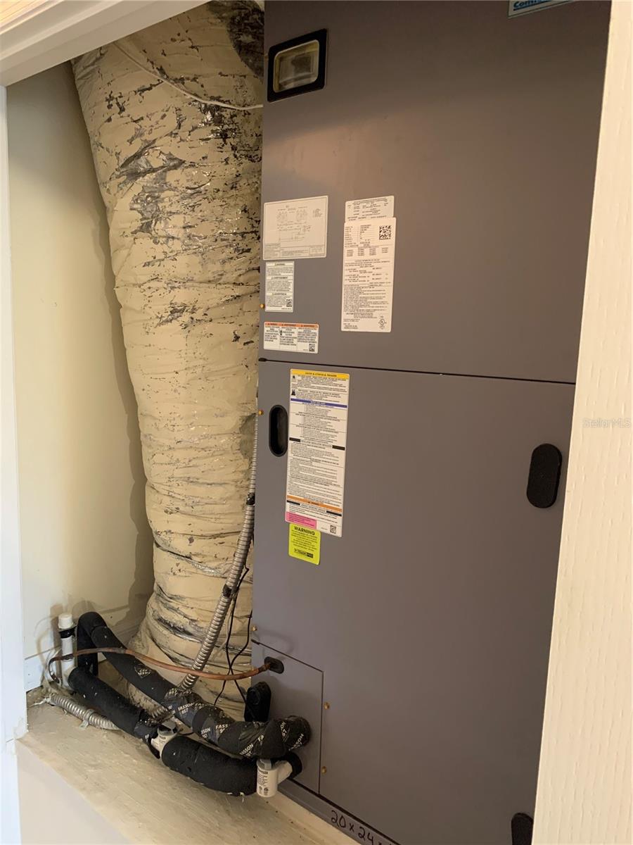 Image 10 of 55 For 457 Marathon Lane