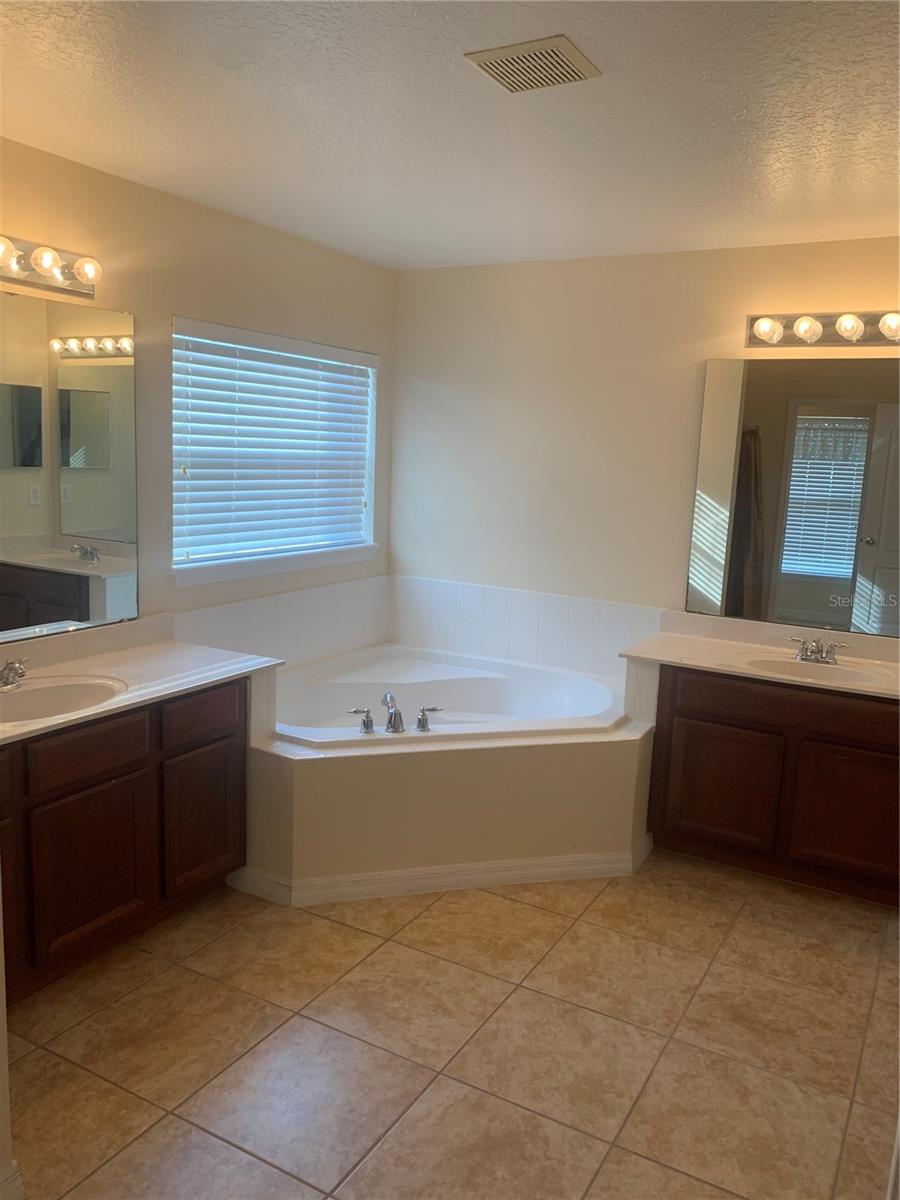 Image 6 of 55 For 457 Marathon Lane