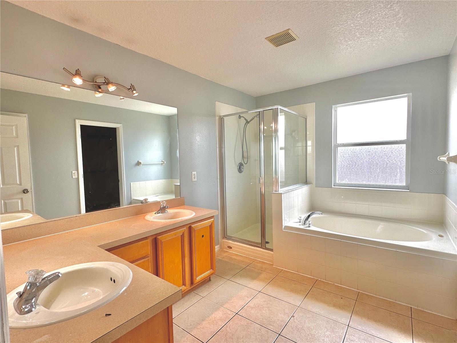 Image 10 of 21 For 5032 Adair Oak Drive