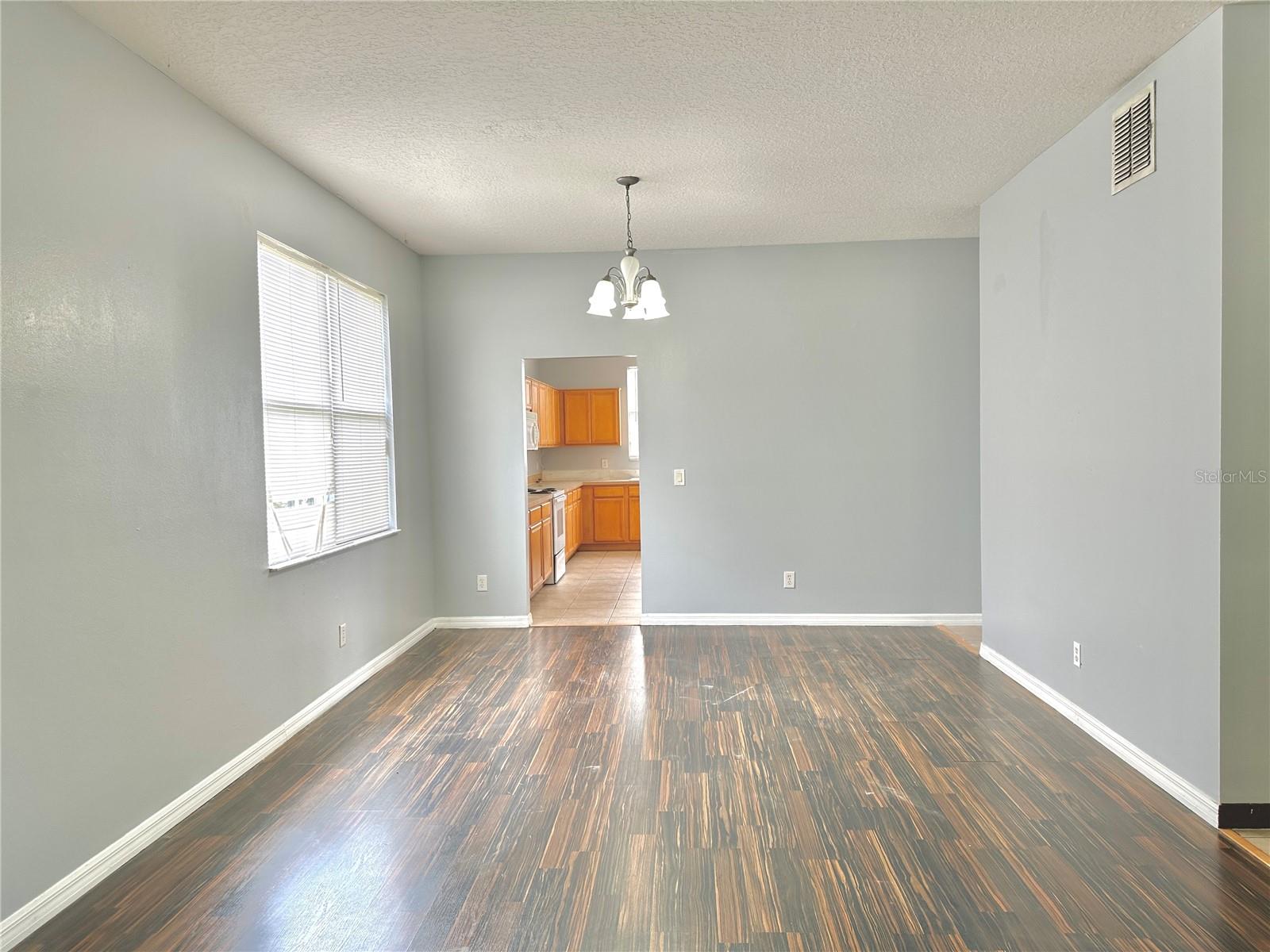 Image 4 of 21 For 5032 Adair Oak Drive