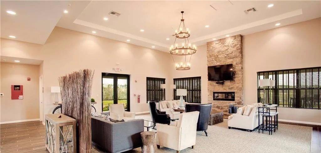 Image 28 of 35 For 2768 Norway Maple Court