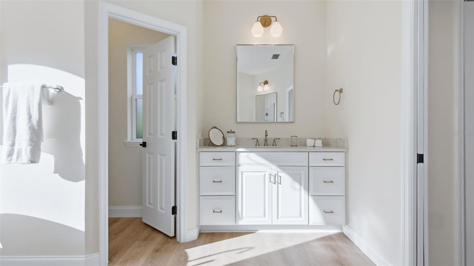 Image 15 of 28 For 721 Preserve Terrace