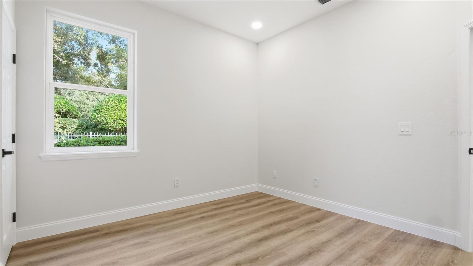 Image 19 of 28 For 721 Preserve Terrace