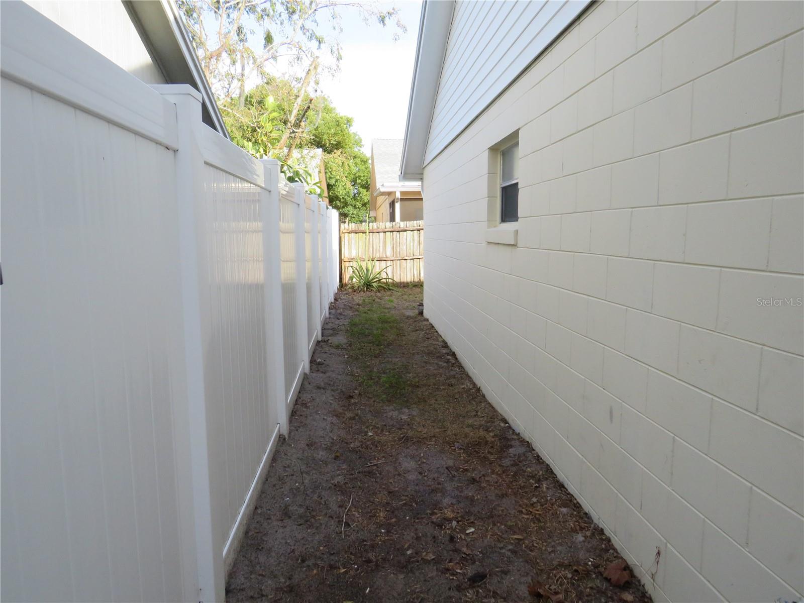 Image 18 of 18 For 1209 Bent Tree Drive