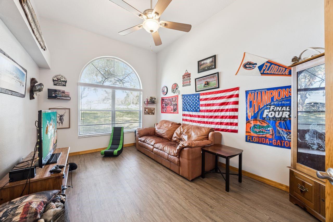 Image 10 of 52 For 23934 Wolf Branch Road