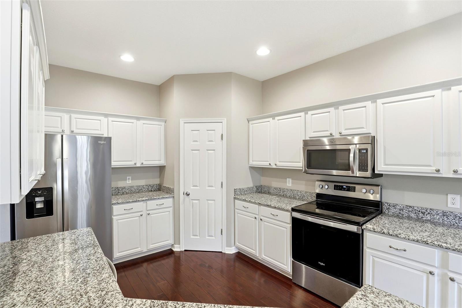 Image 14 of 34 For 220 Norris Place