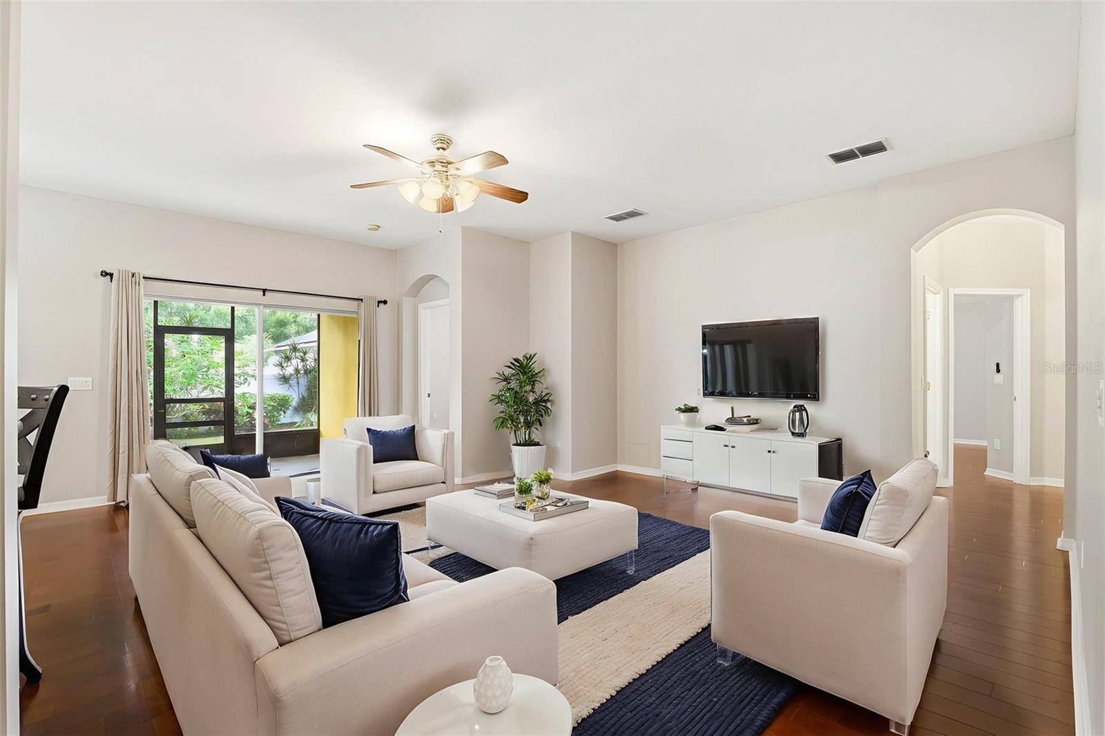 Image 7 of 34 For 220 Norris Place