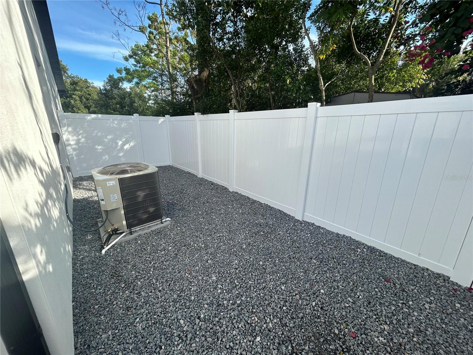 Image 13 of 13 For 424 Jessup Avenue