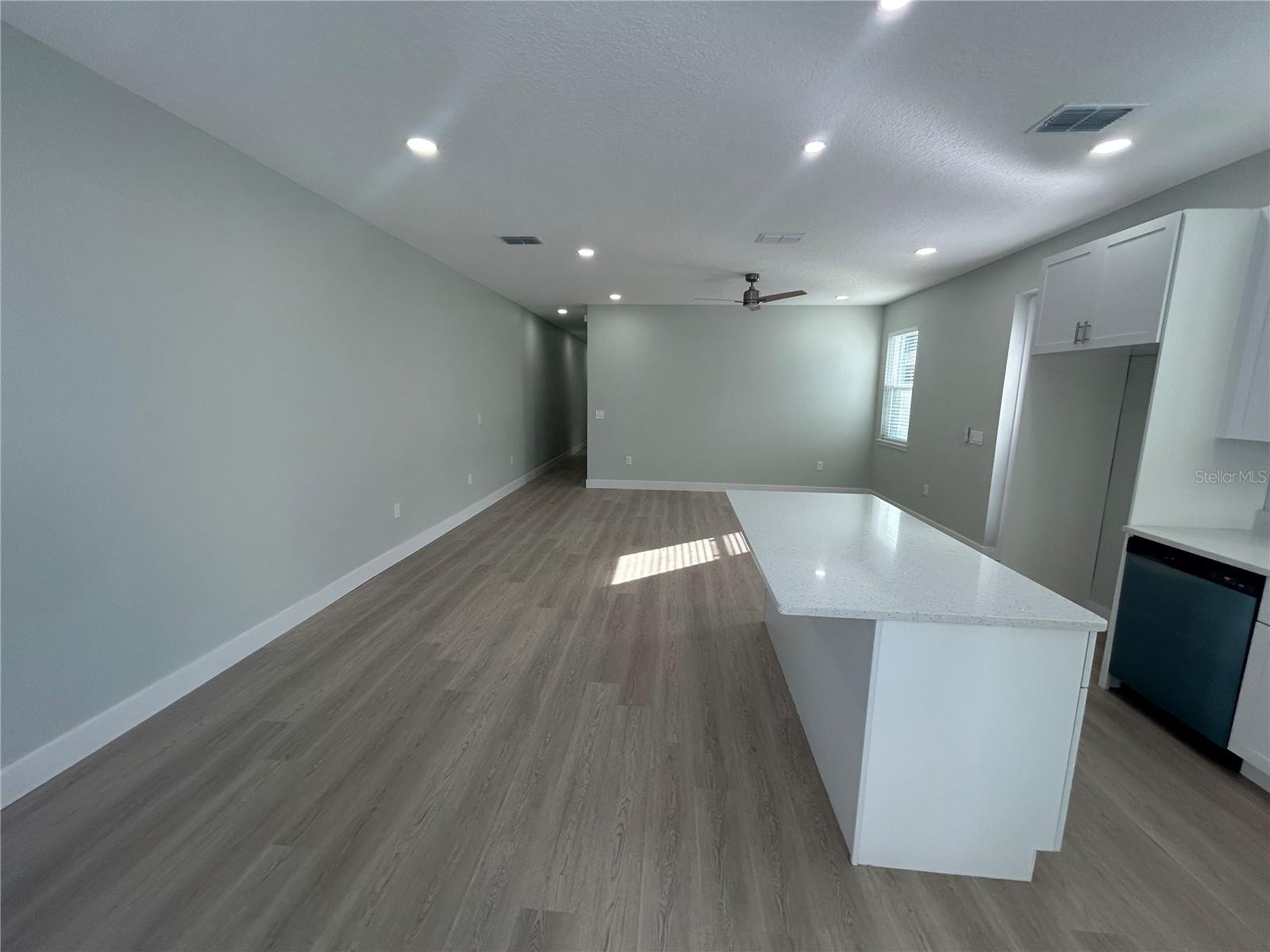 Image 3 of 13 For 424 Jessup Avenue