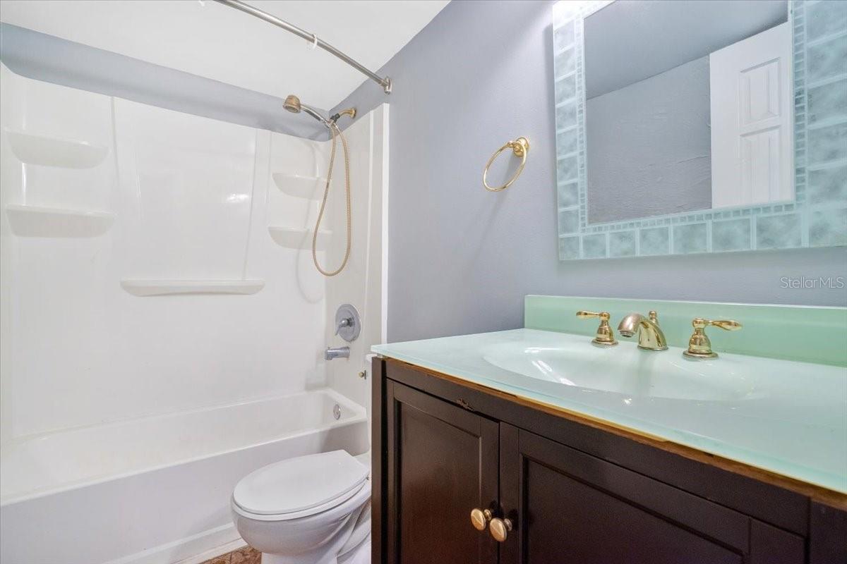 Image 11 of 13 For 3254 Semoran Boulevard 22