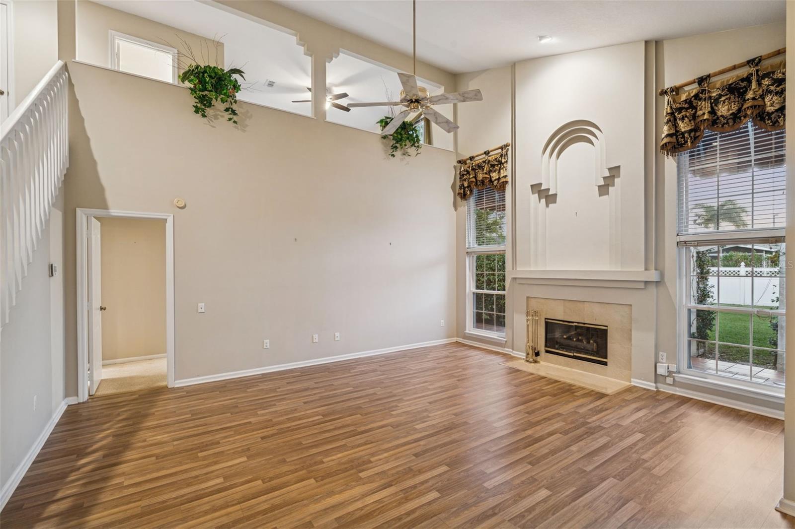 Image 11 of 42 For 3585 Ventura Club Circle