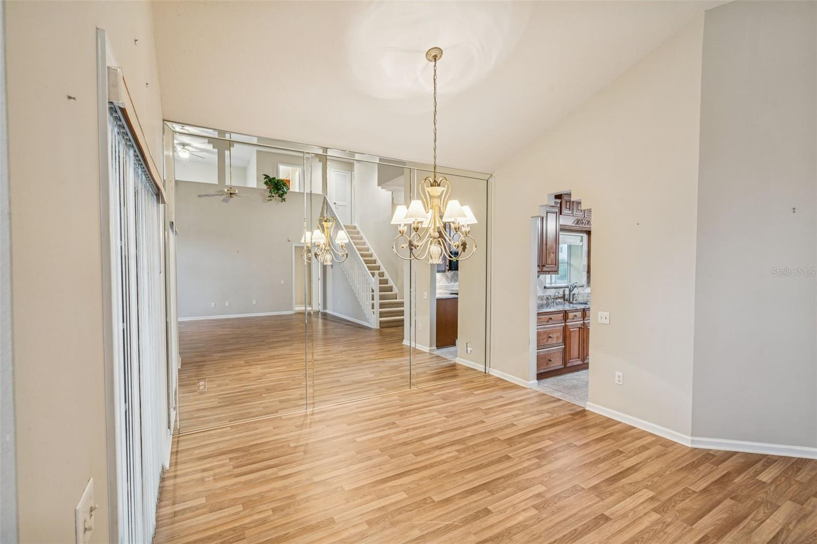 Image 13 of 42 For 3585 Ventura Club Circle