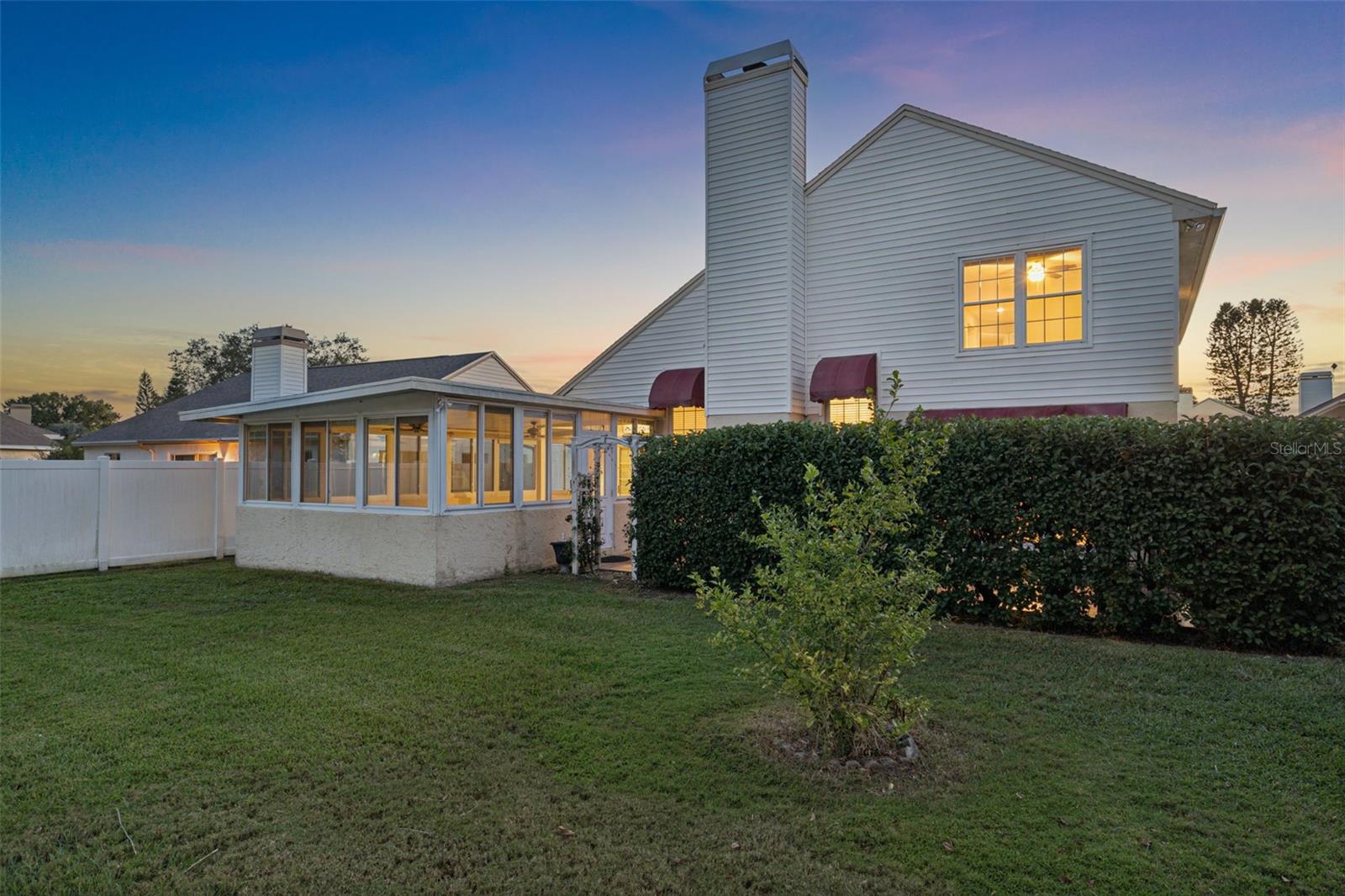 Image 33 of 42 For 3585 Ventura Club Circle