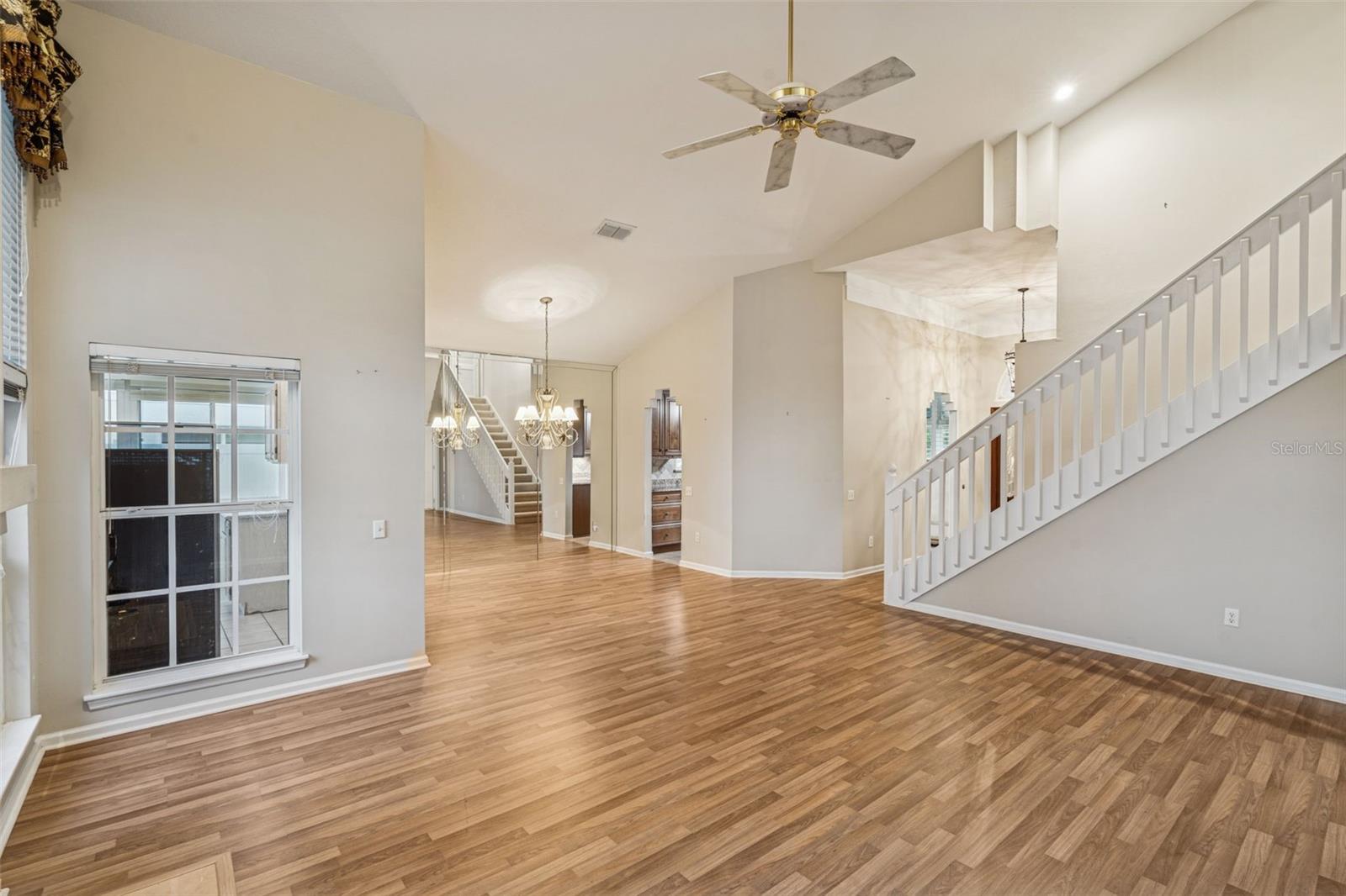 Image 9 of 42 For 3585 Ventura Club Circle