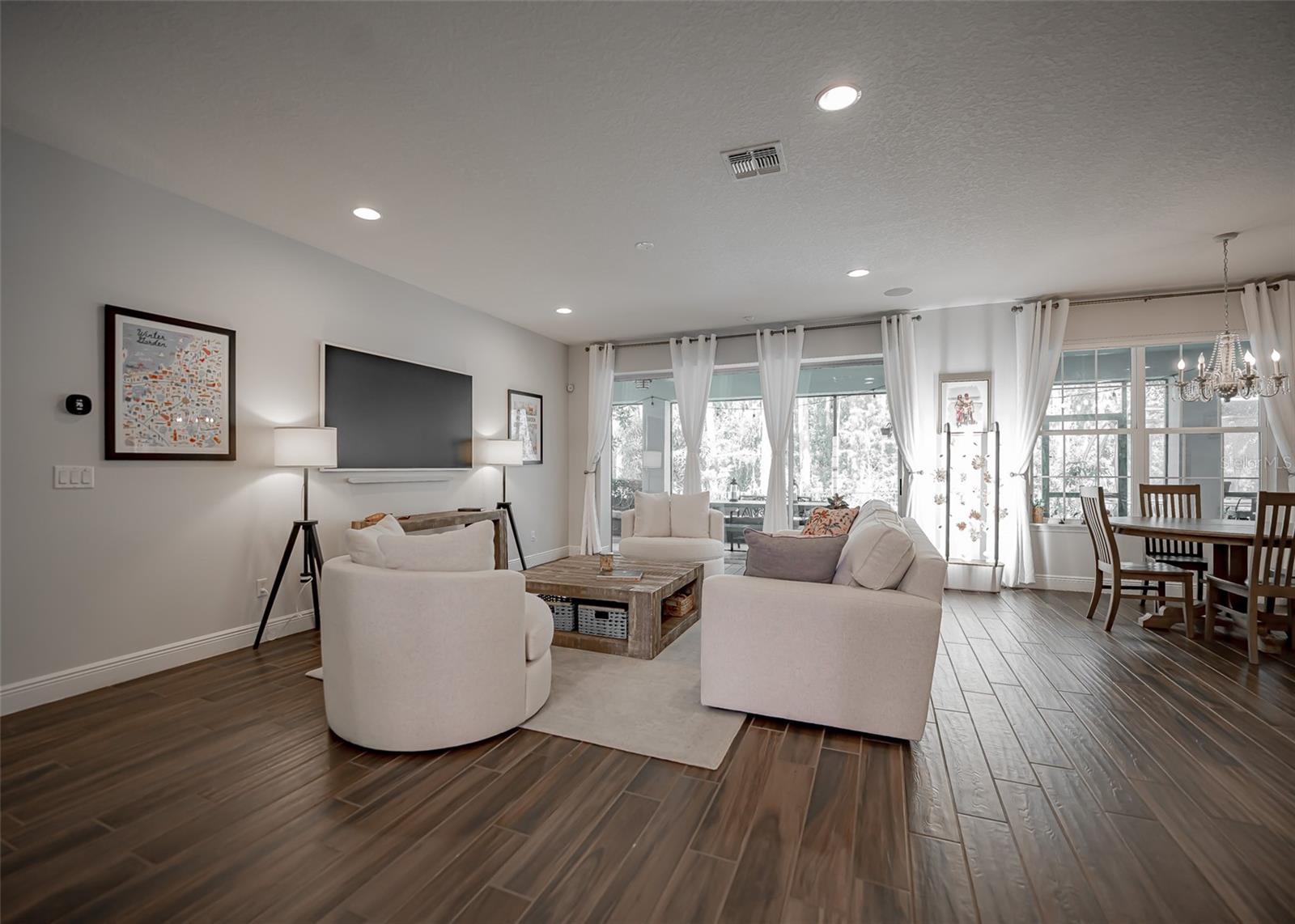 Image 10 of 84 For 14073 Jomatt Loop