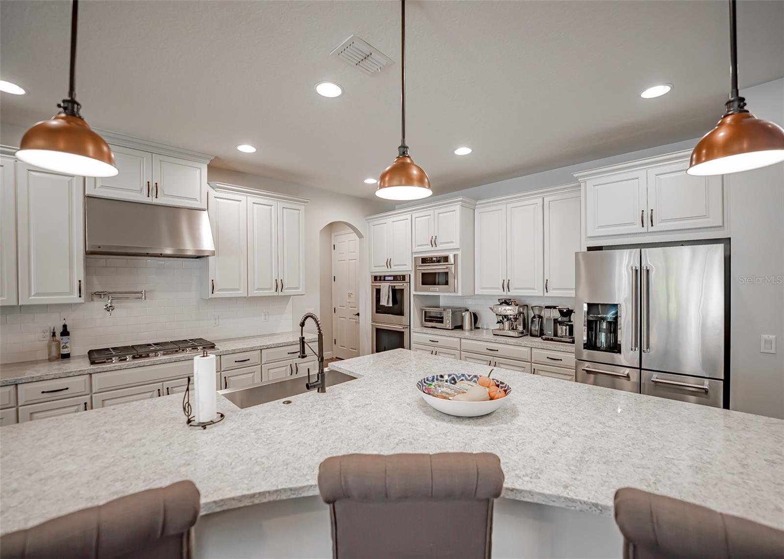 Image 17 of 84 For 14073 Jomatt Loop