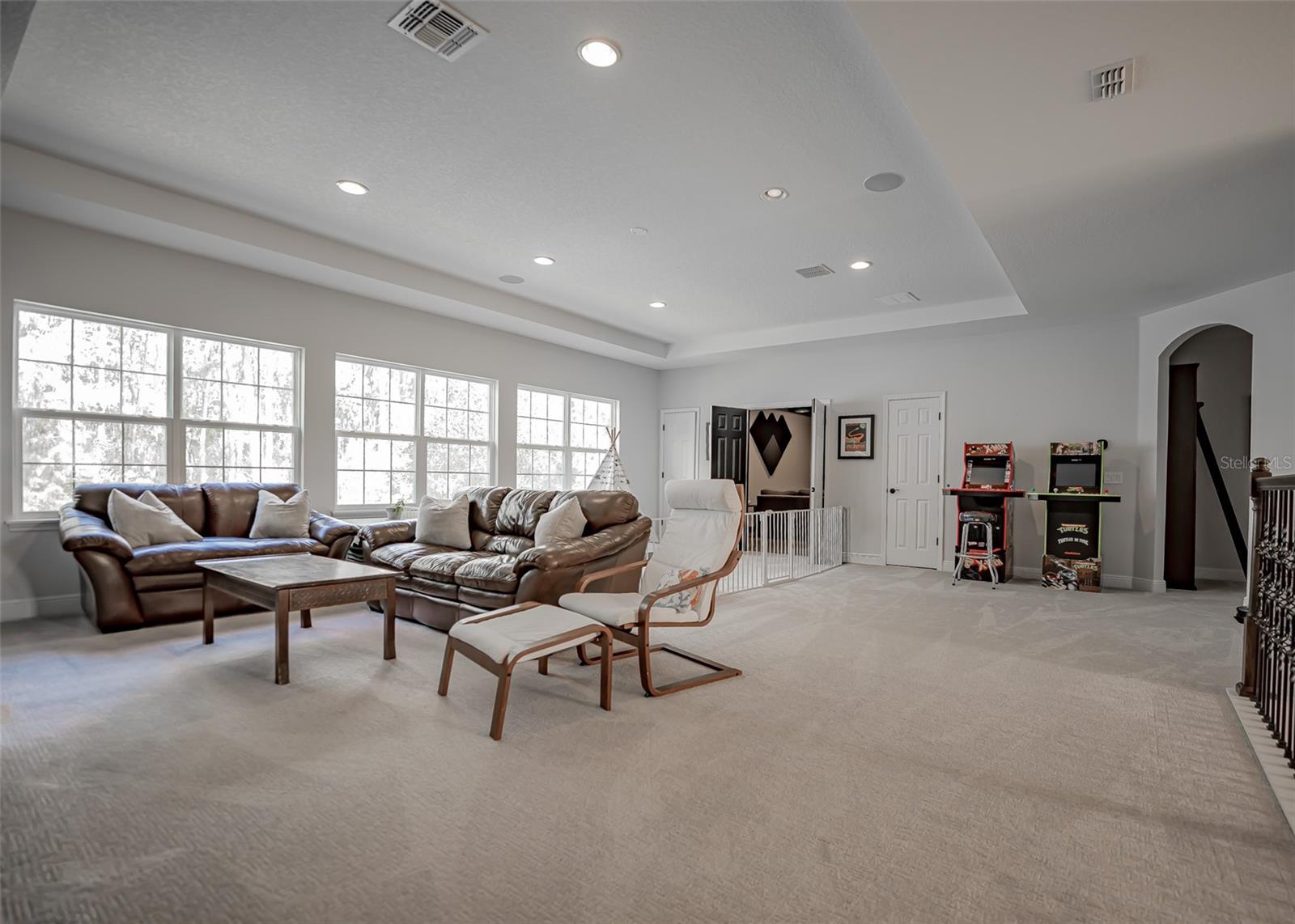 Image 43 of 84 For 14073 Jomatt Loop