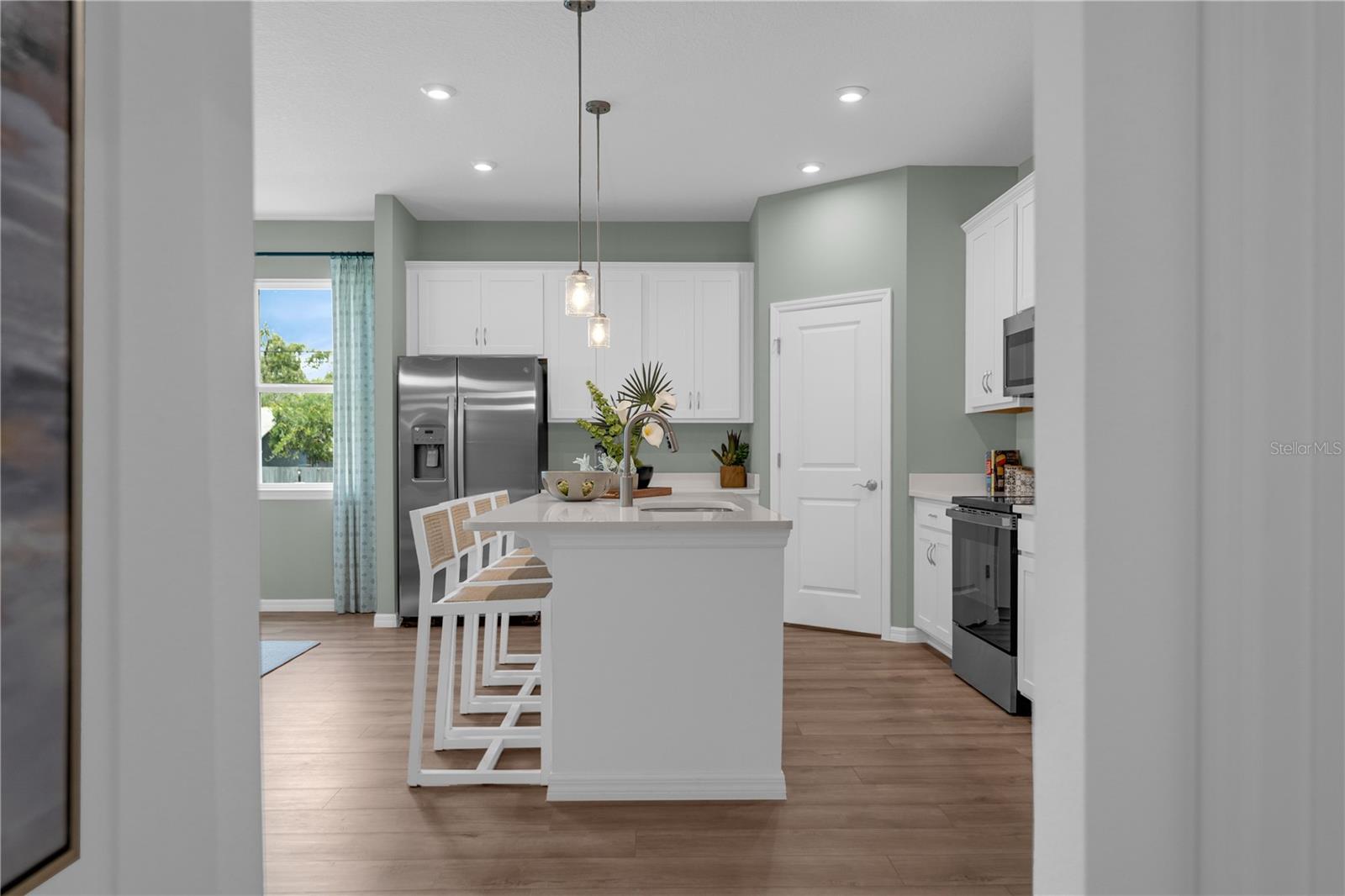 Image 6 of 44 For 1782 Flag Street