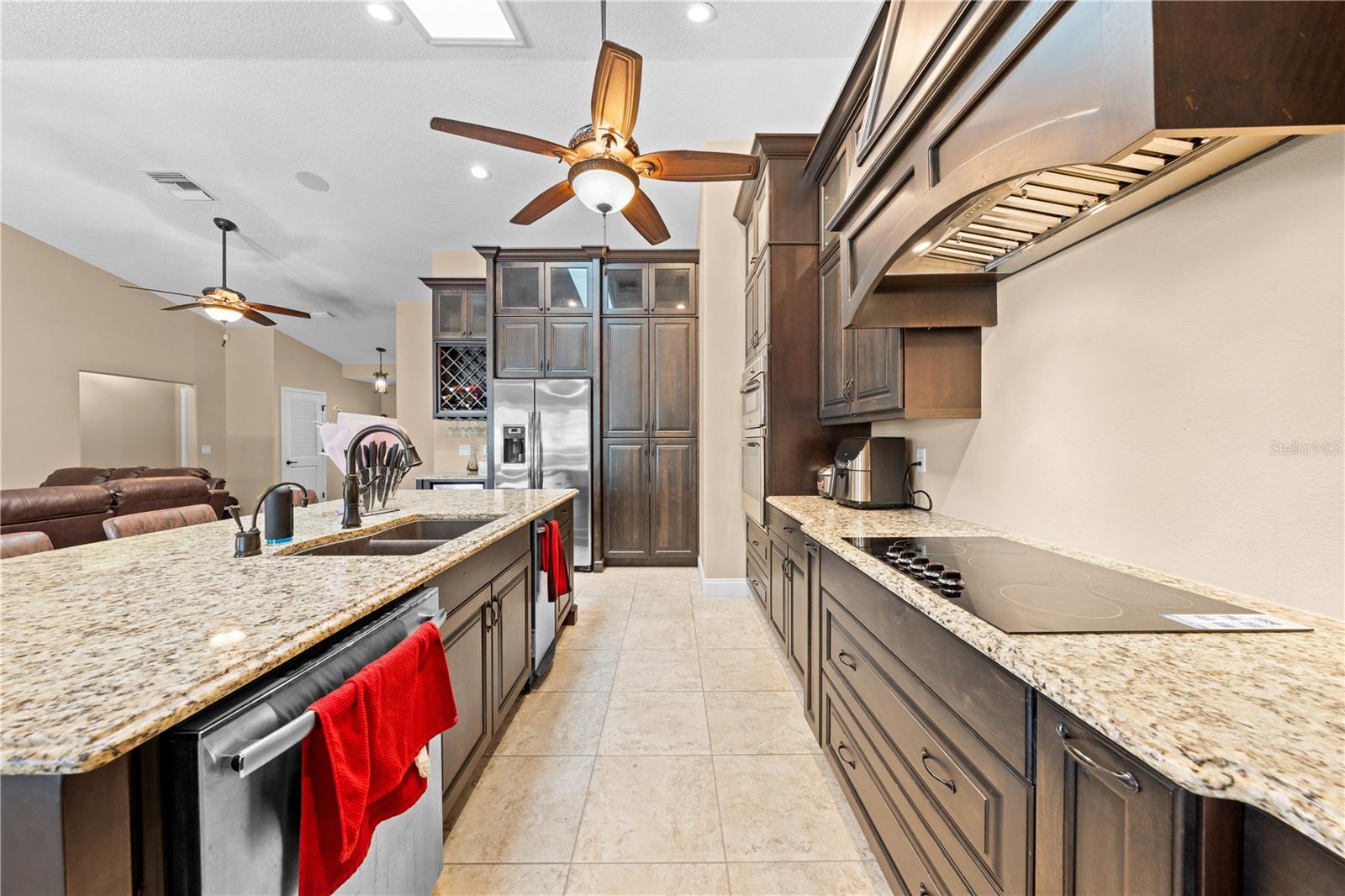 Image 20 of 76 For 860 Shore Drive